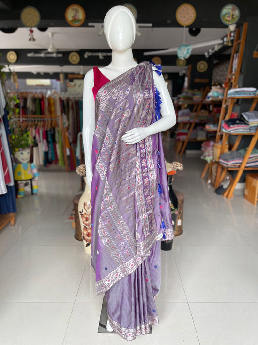 Pure mulberry silk Assam handloom saree with silver pallu and border