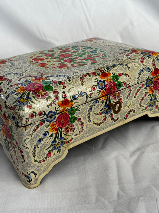 Lockable hand painted Kashmiri papier mache jewellery box with velvet inner partitions