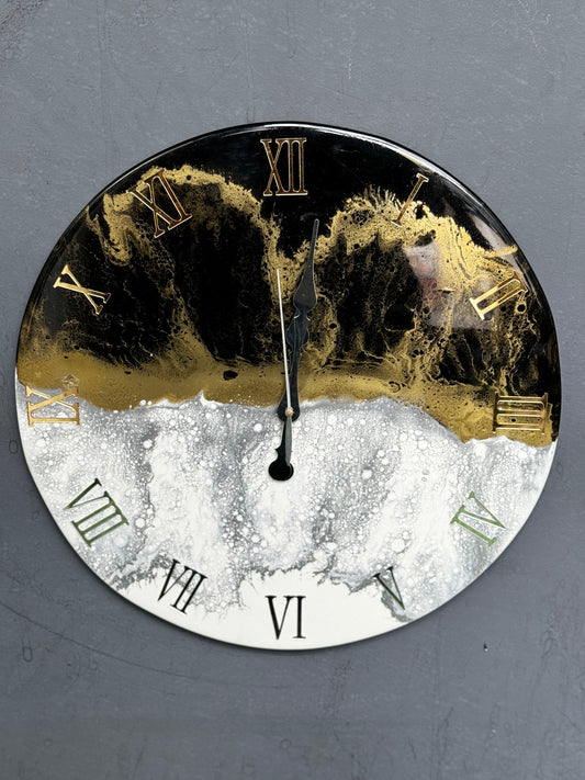 Black, white and gold resin wall clock 16 inches size