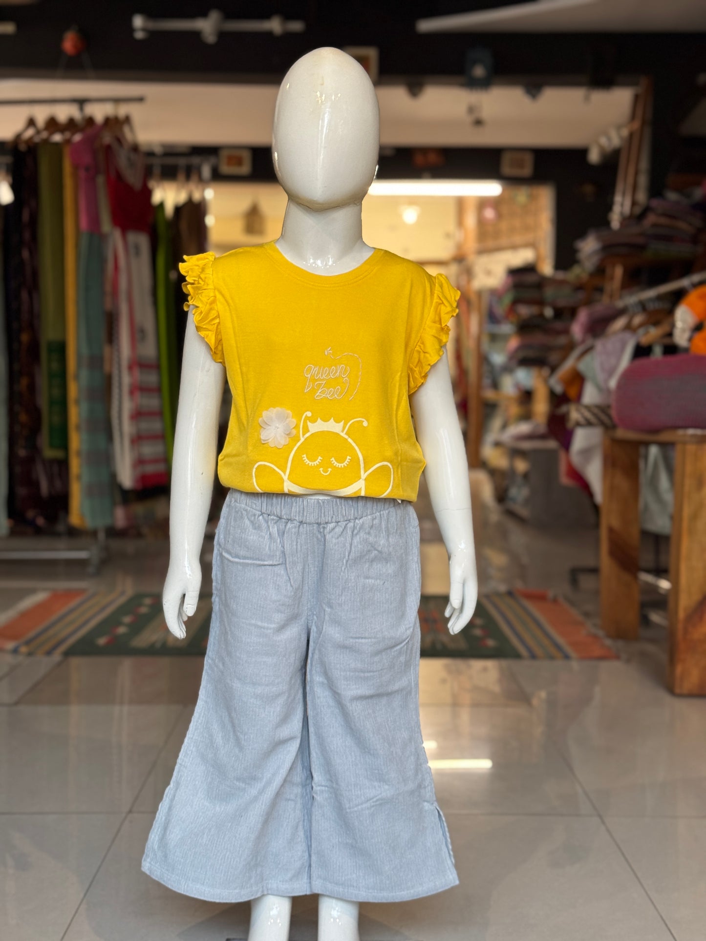 Grey flared pants for girls with side cuts