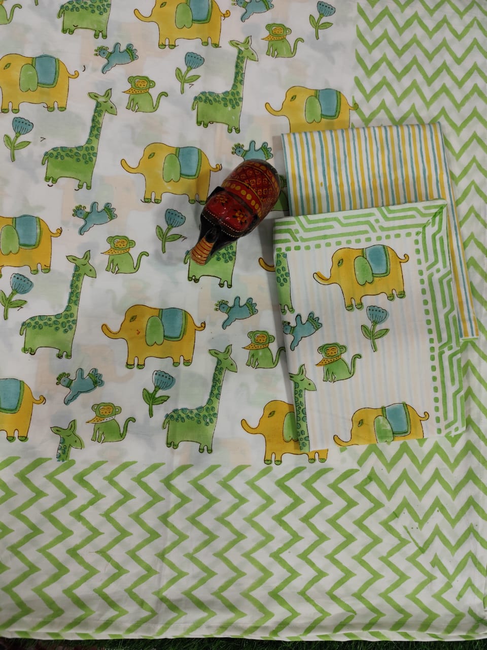 Soft fine percale cotton hand block printed super King 108 x 108 inches bedsheet - multiple designs available
