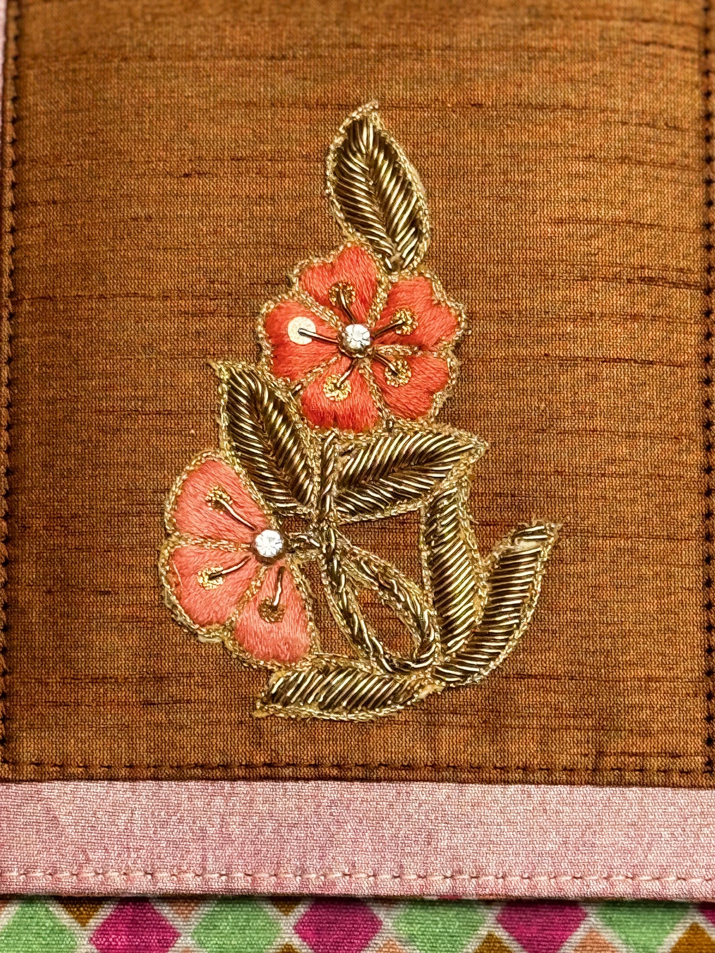 Silk embroidered party bag with chain