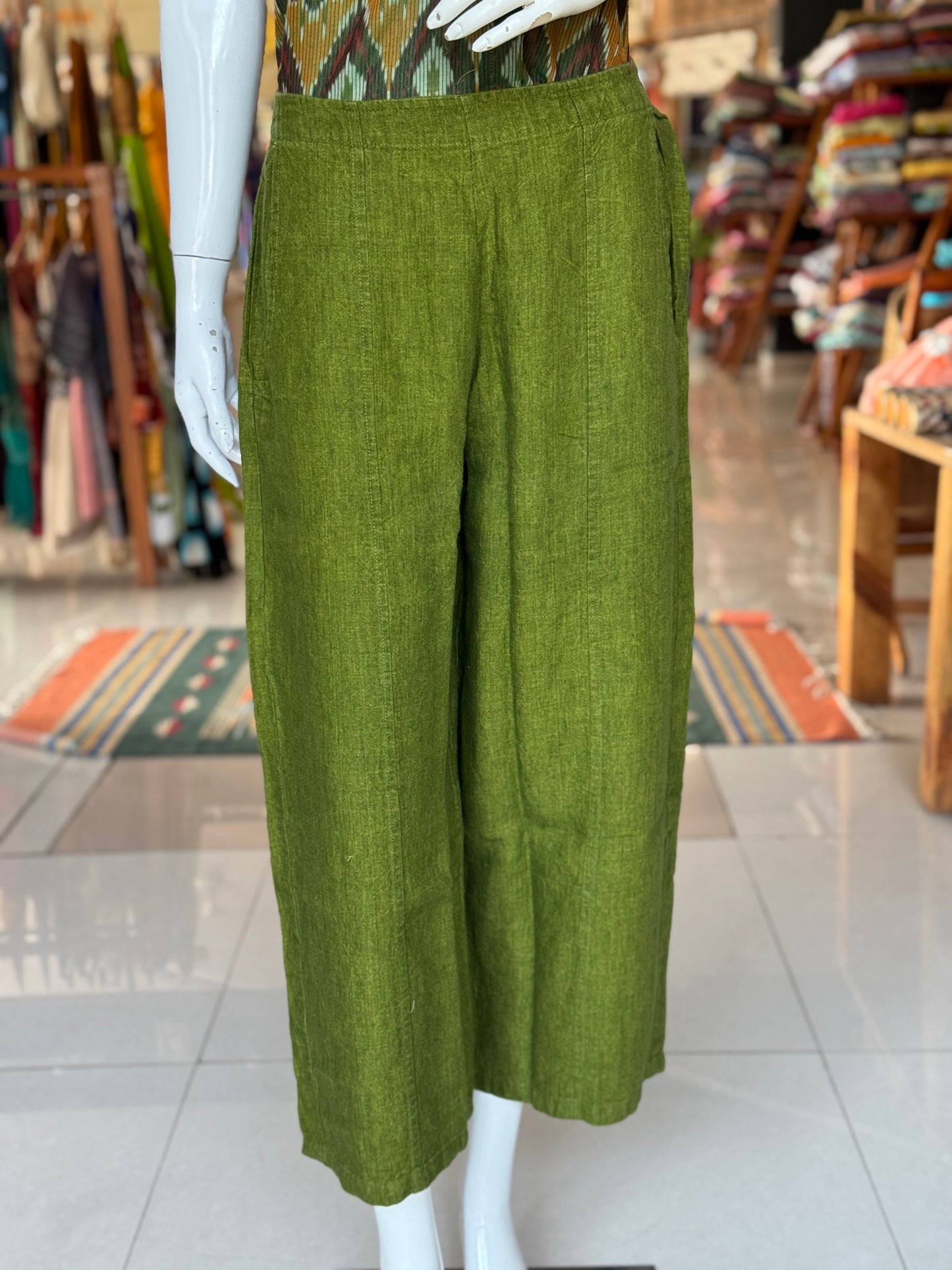 Green linen handwoven trousers for women