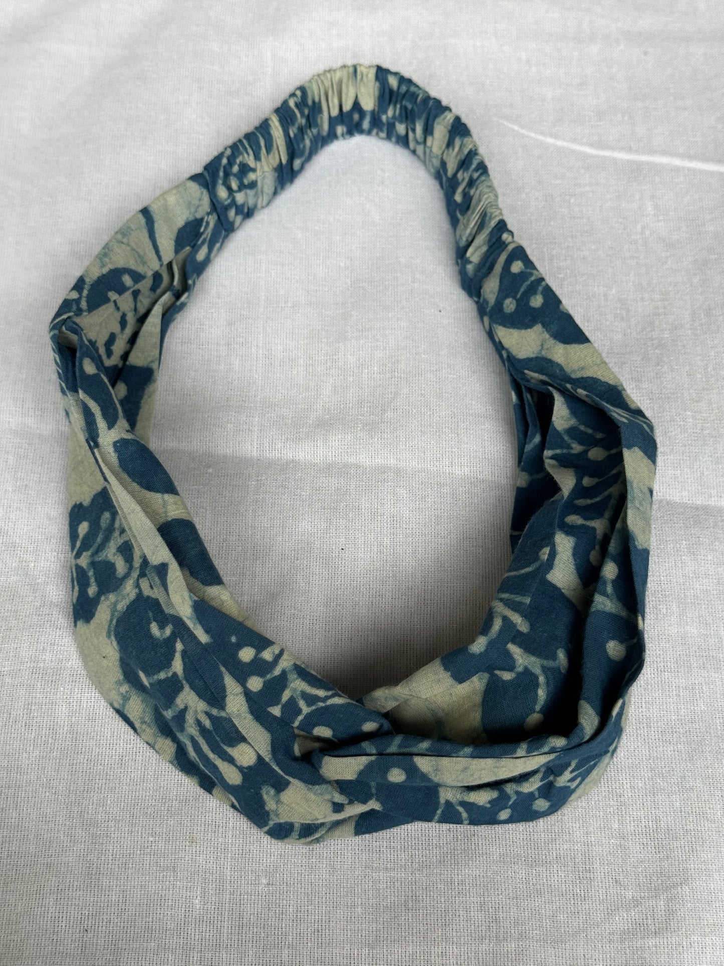 Cross Hair band with elastic in natural dyed, hand block printed cotton