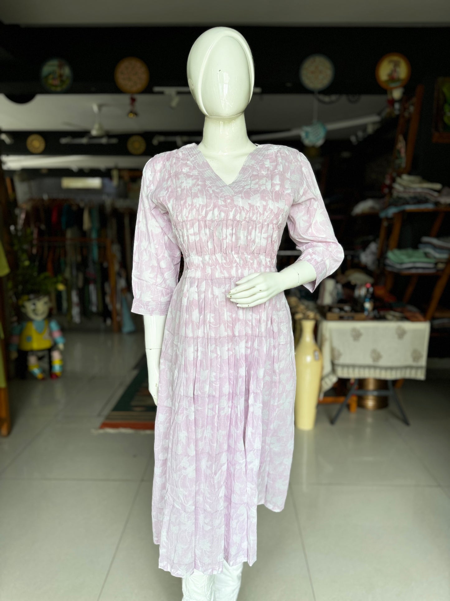 Lilac floral handblock printed pintucks cotton v neck kurti with lining