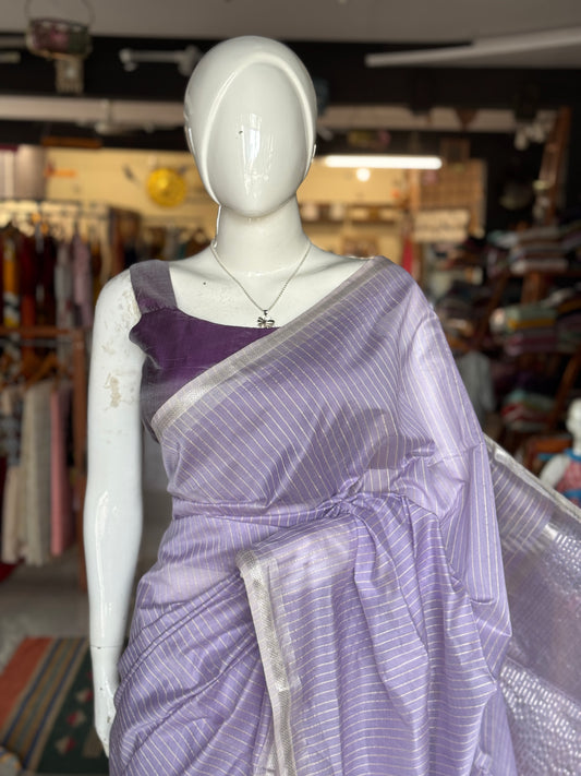 Lavender silk cotton Maheshwari handloom saree with silver zari pallu and vertical stripes all over