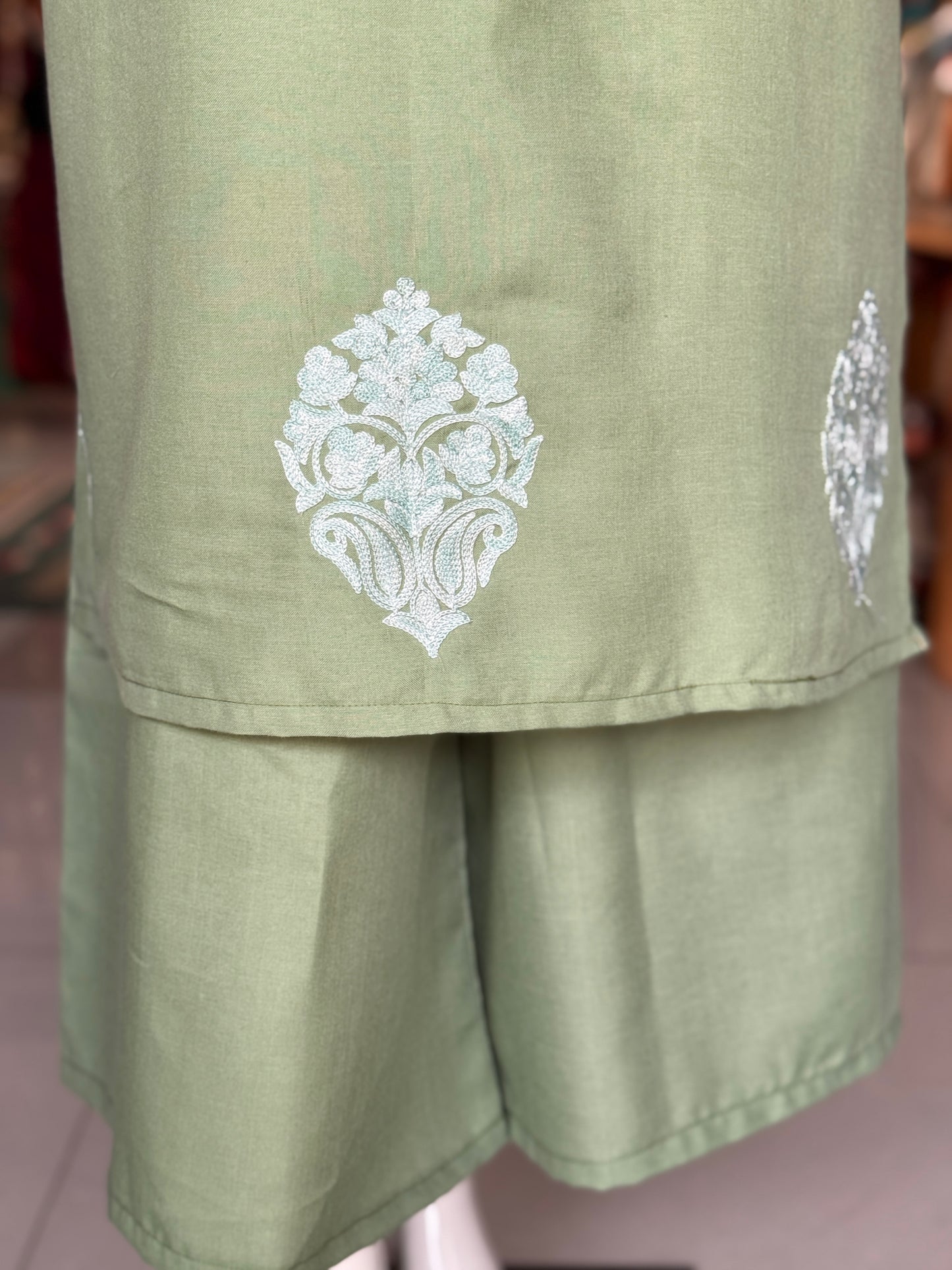 Aari embroidered kurti, pants - 2 piece set