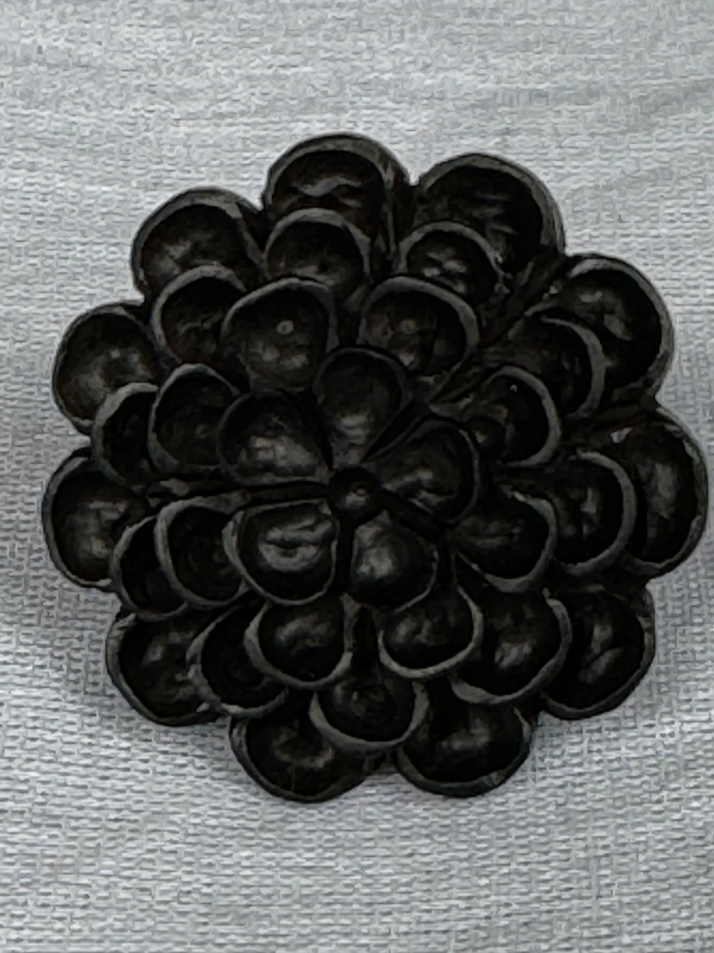 Daliya flower hand carved finger ring in black wood