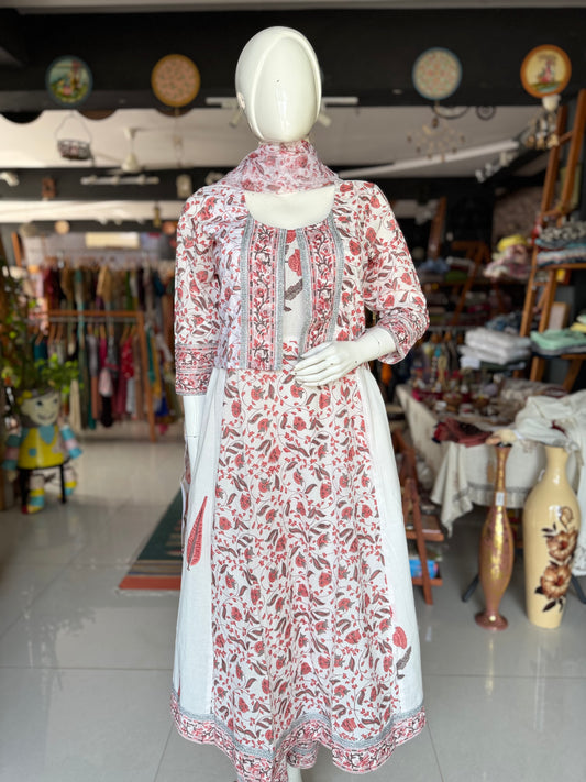 White hand block printed kalis Kurti with attached jacket, pants and dupatta - 3 piece set