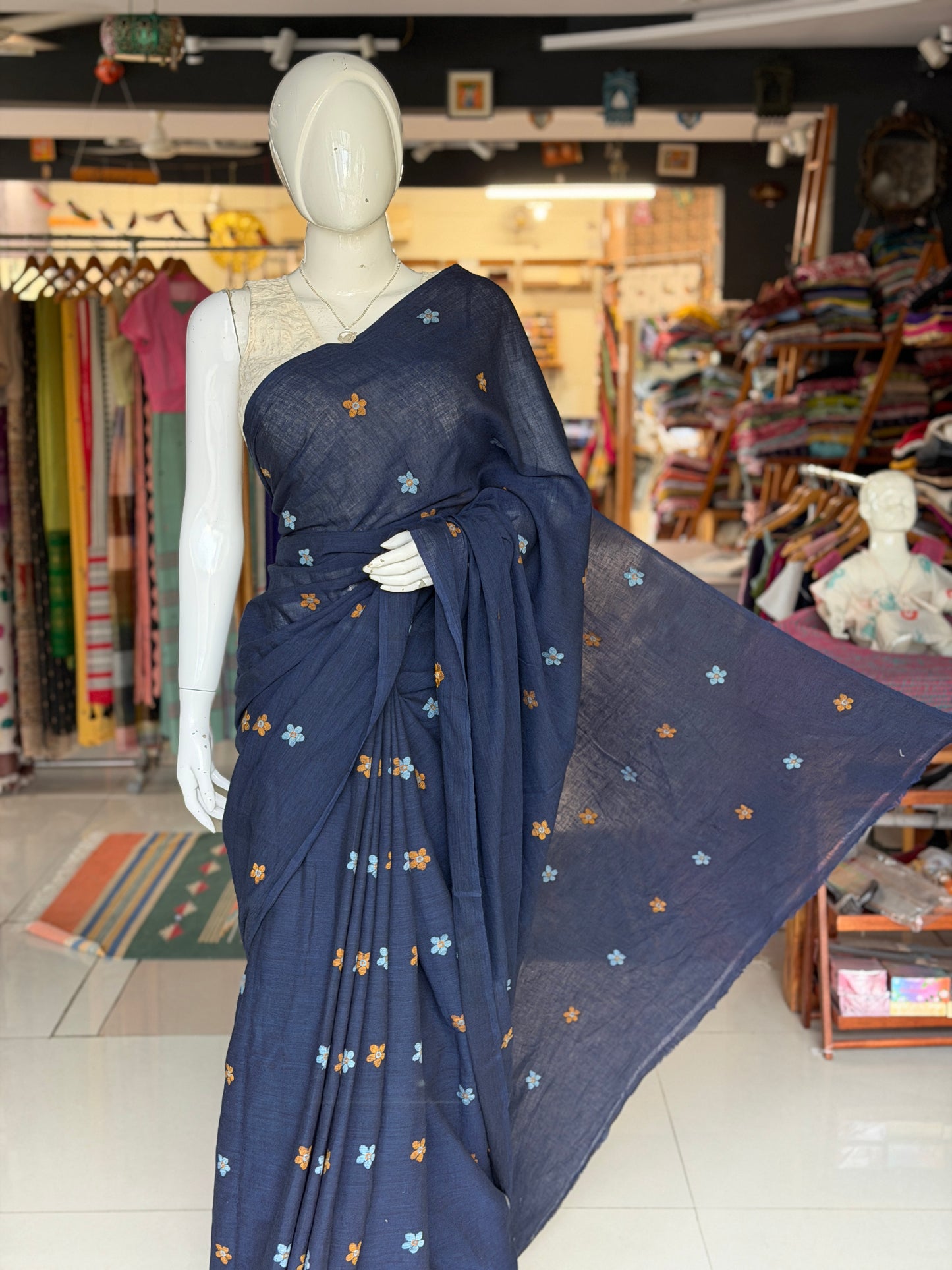 Navy blue floral buti Jamdani handwoven soft cotton yardage / saree