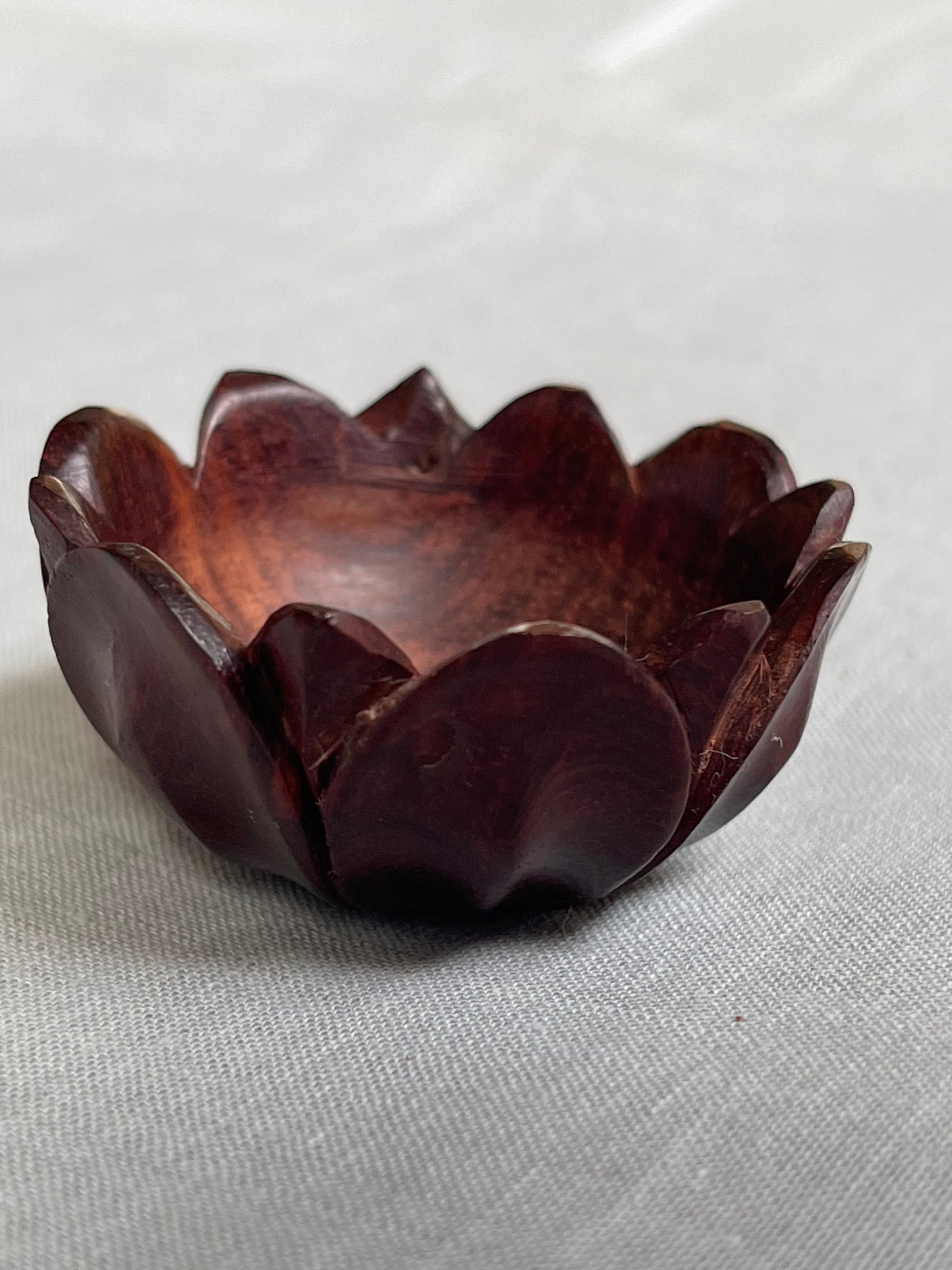 Flower shaped handmade Rose wood small bowl