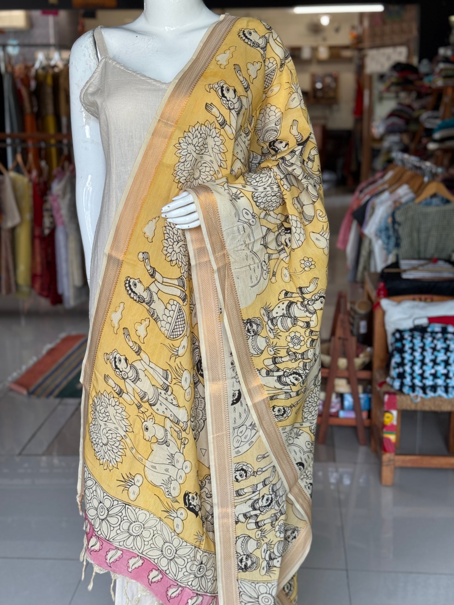 Bangalore Silk hand painted floral pen Kalamkari dupatta