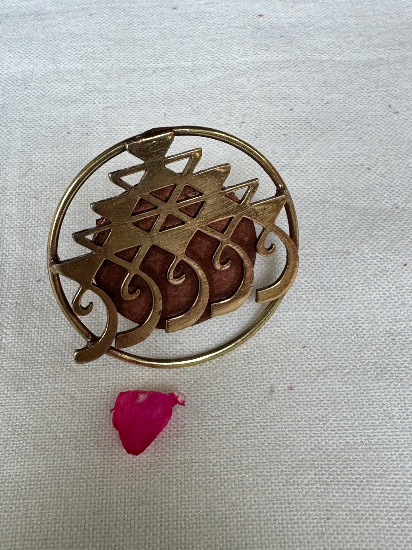 Saraswati yantra design finger ring in brass and copper