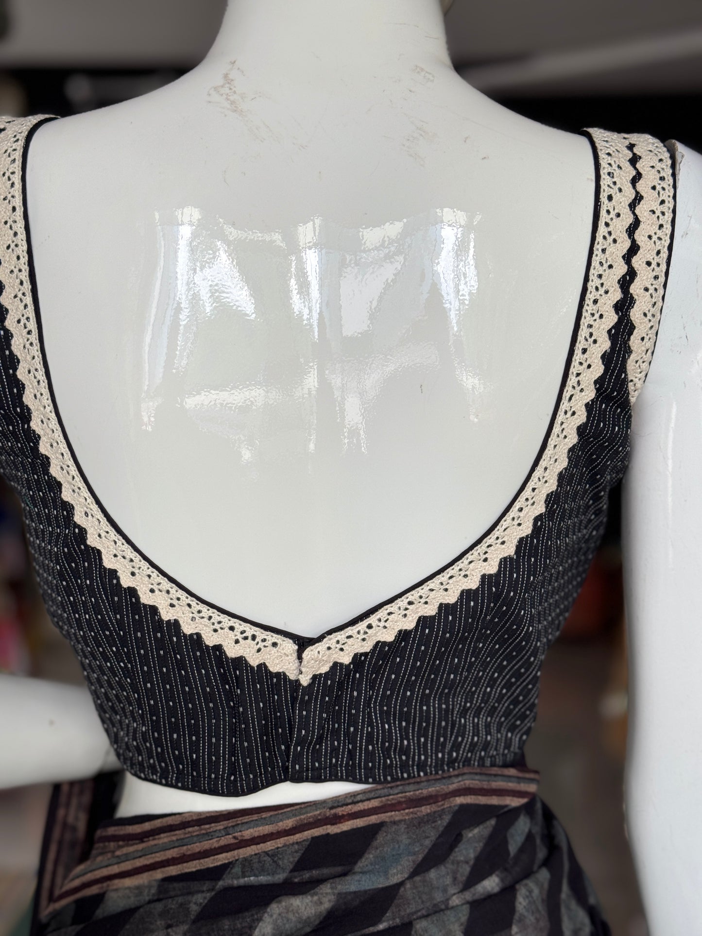 Padded sleeveless cotton blouse with lace trims - black / grey
