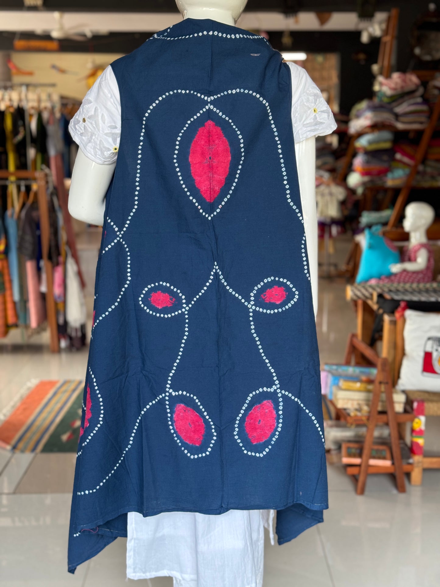 Bandini tie n dye hand crafted mul cotton shrug - colors and designs available