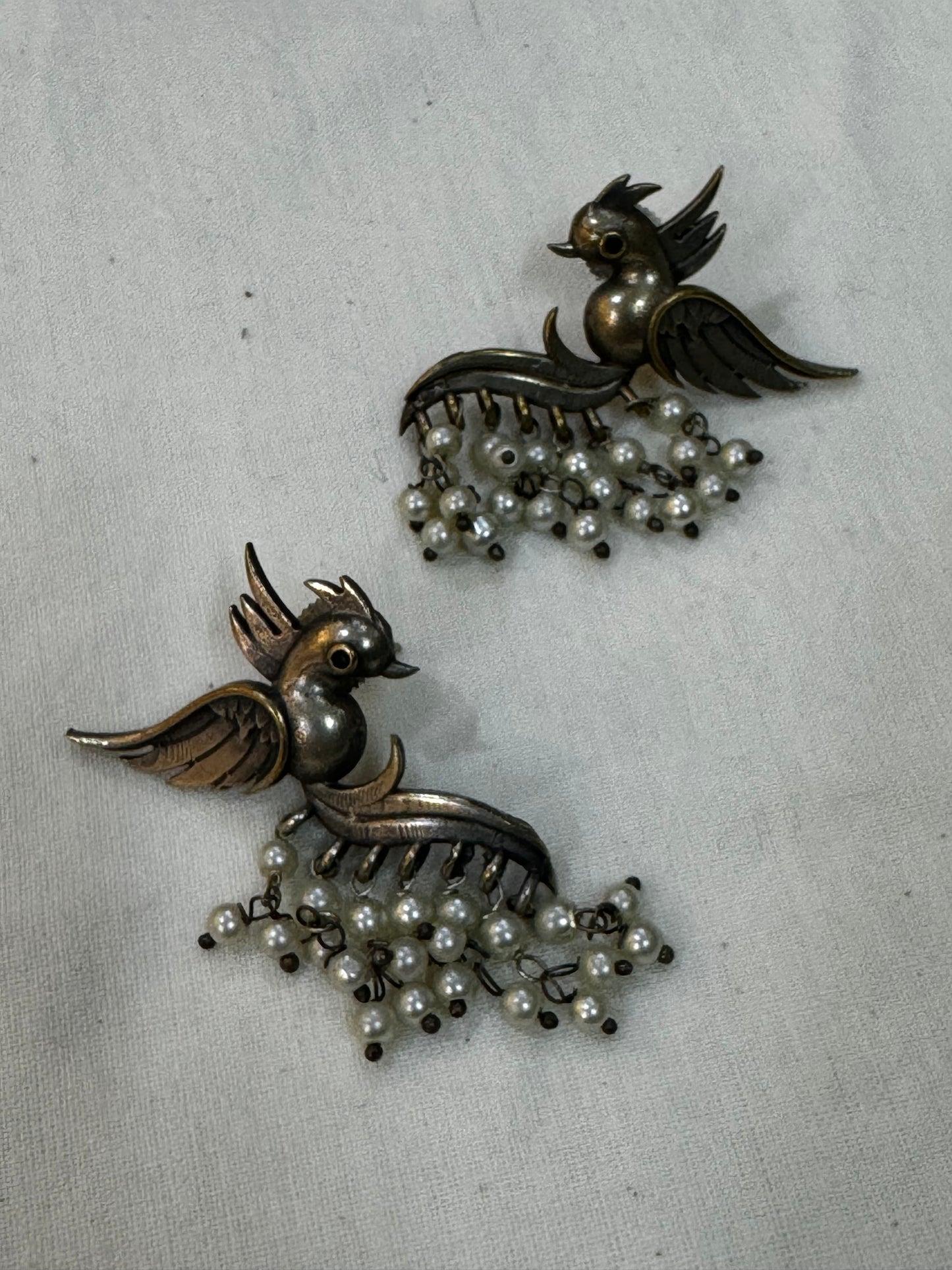 Bird studs with pearl drops - ear rings