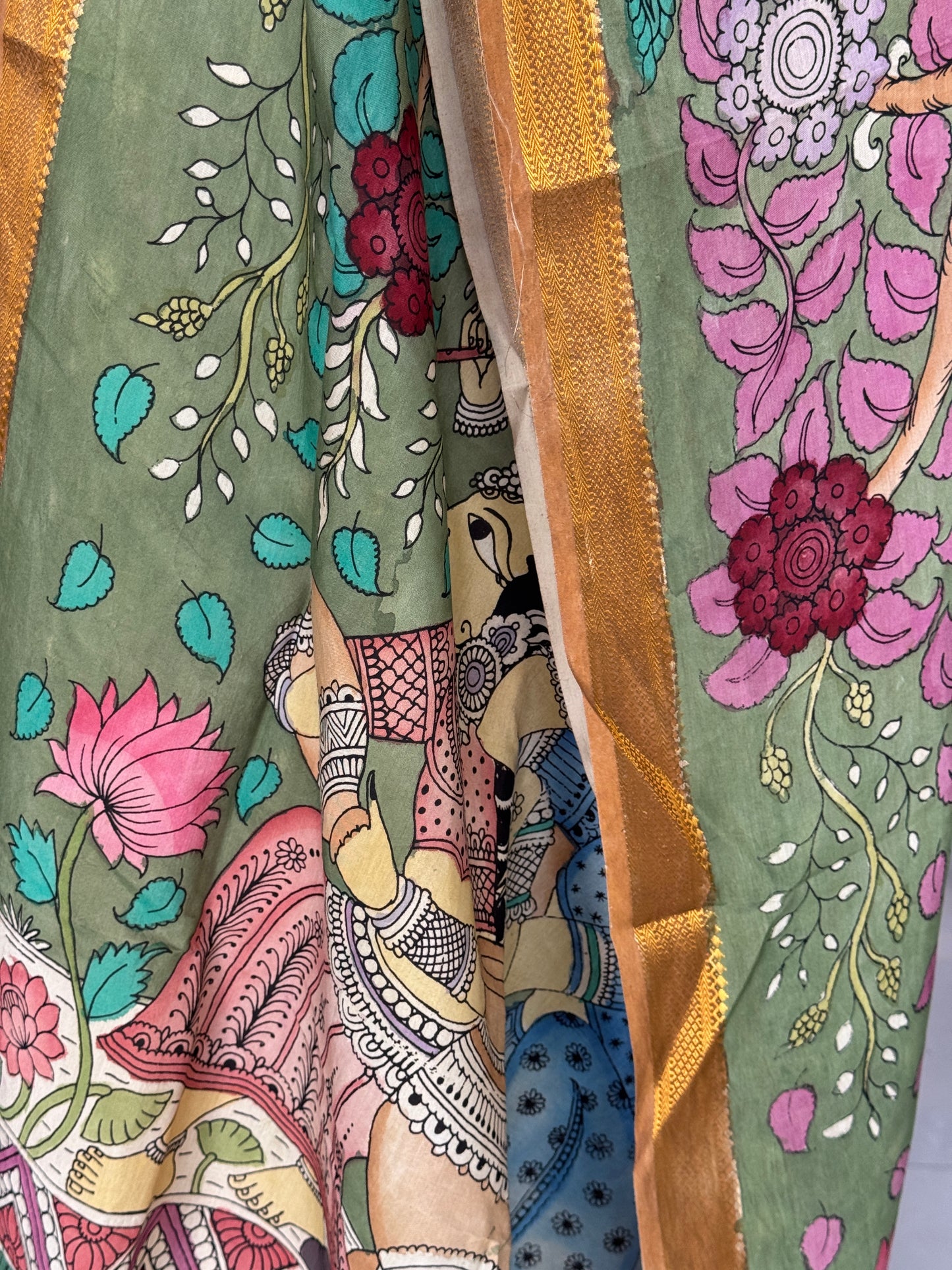 Bangalore Silk hand painted floral pen Kalamkari dupatta