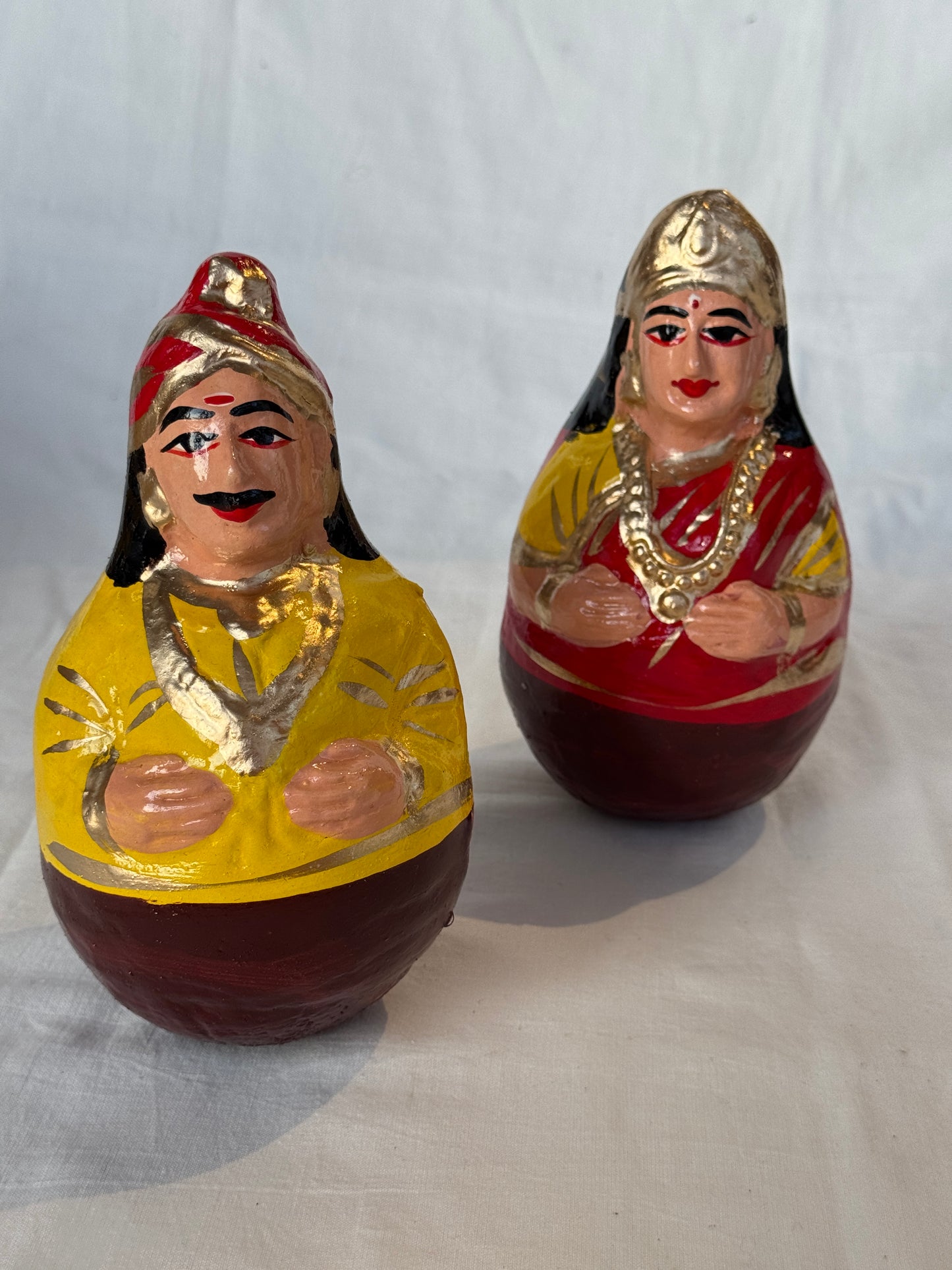 Thanjavur roly poly handcrafted papier mache n clay bounce back dolls pair
