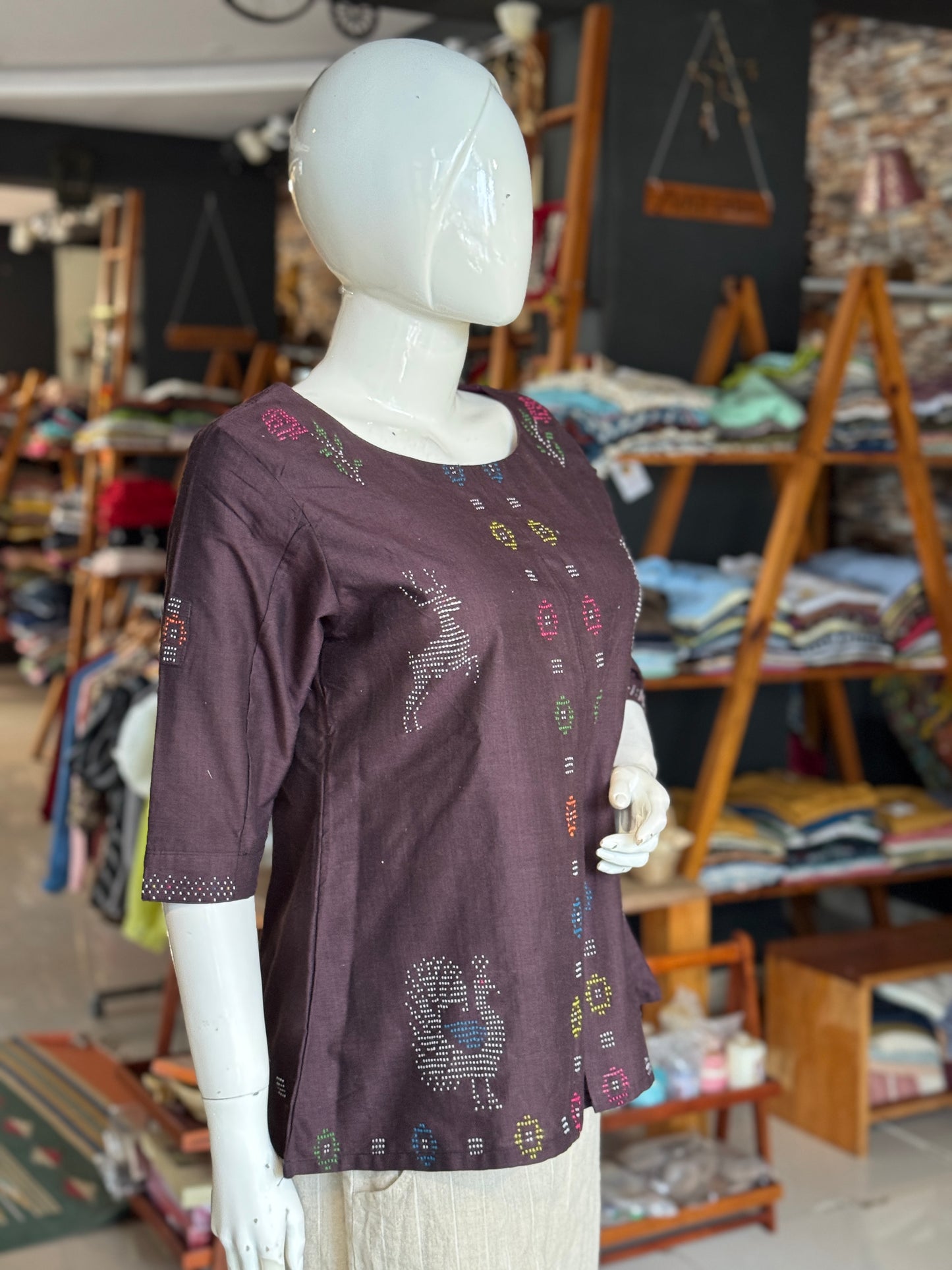 Tangaliya handloom brown cotton top with rose n deer motifs