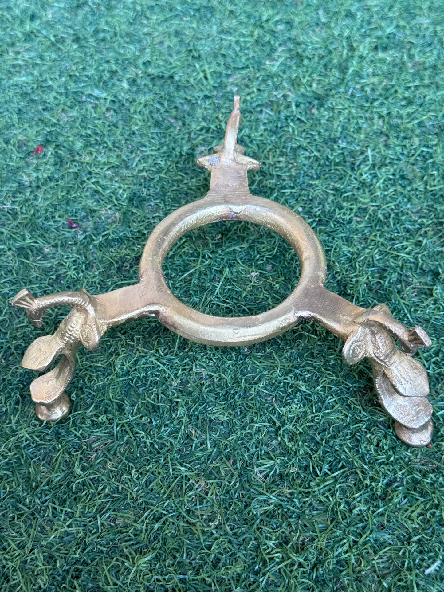 3 peacock legs - decorative stand handcrafted in brass