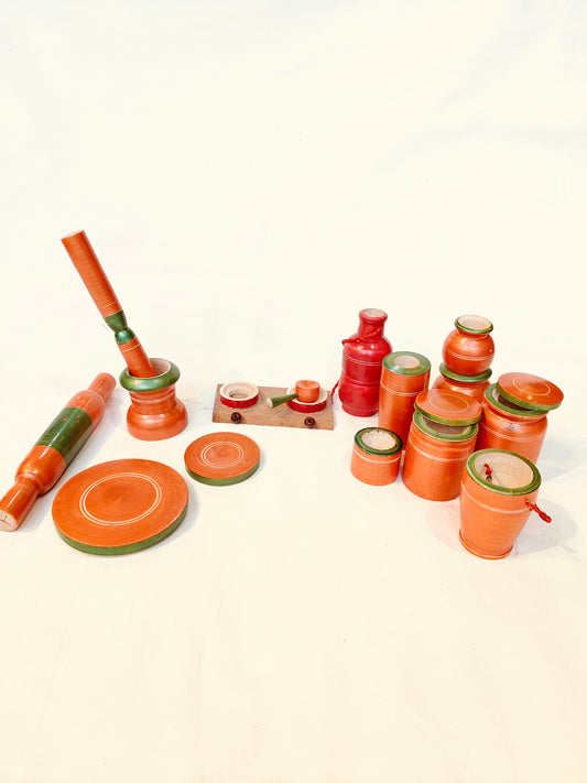 Wooden handmade pretend play 17 piece kitchen set - orange and green