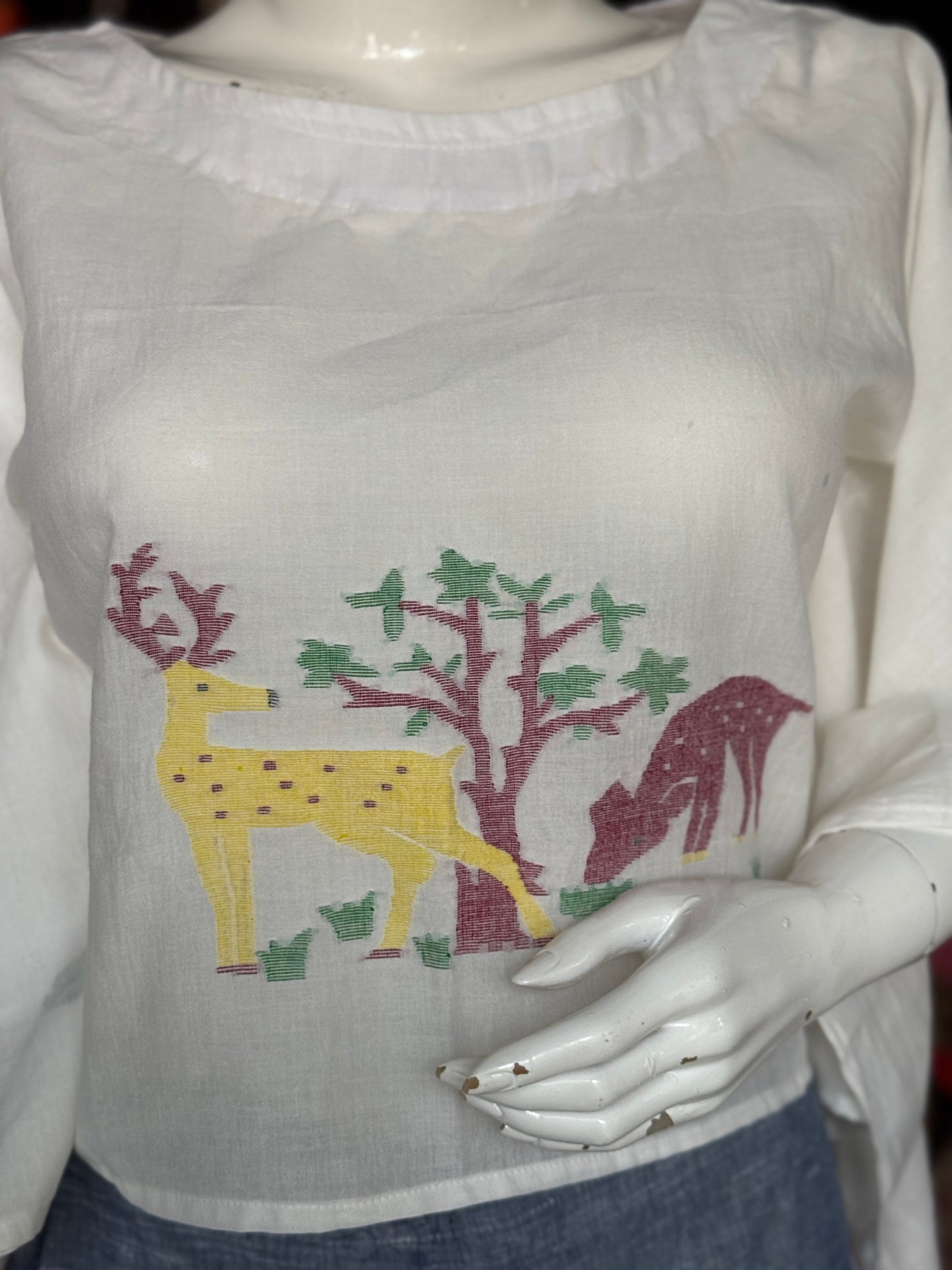 Deer grazing white Jamdani cotton handloom kaftan top