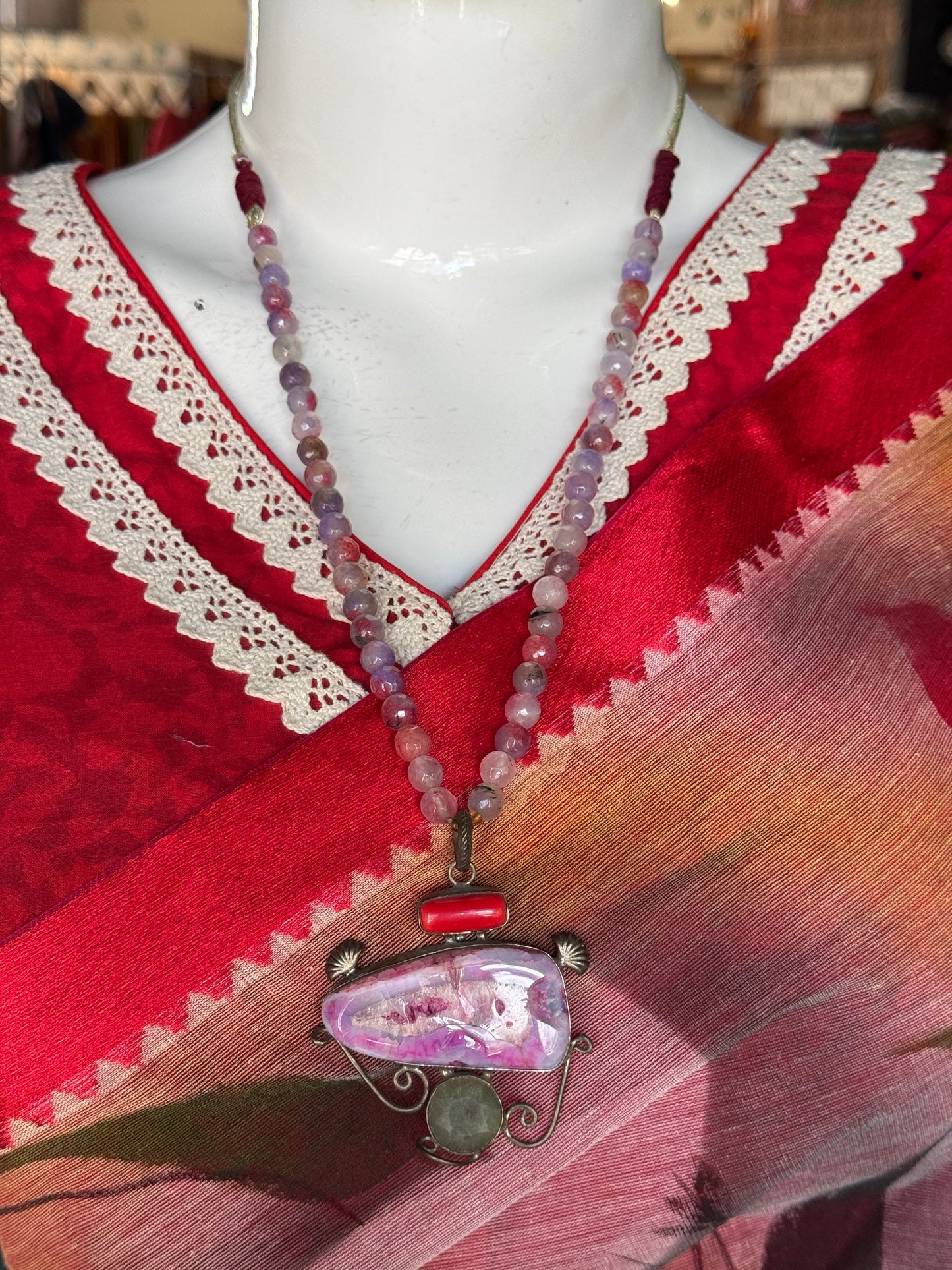 Pink n lavender stone beads neckpiece with pendant