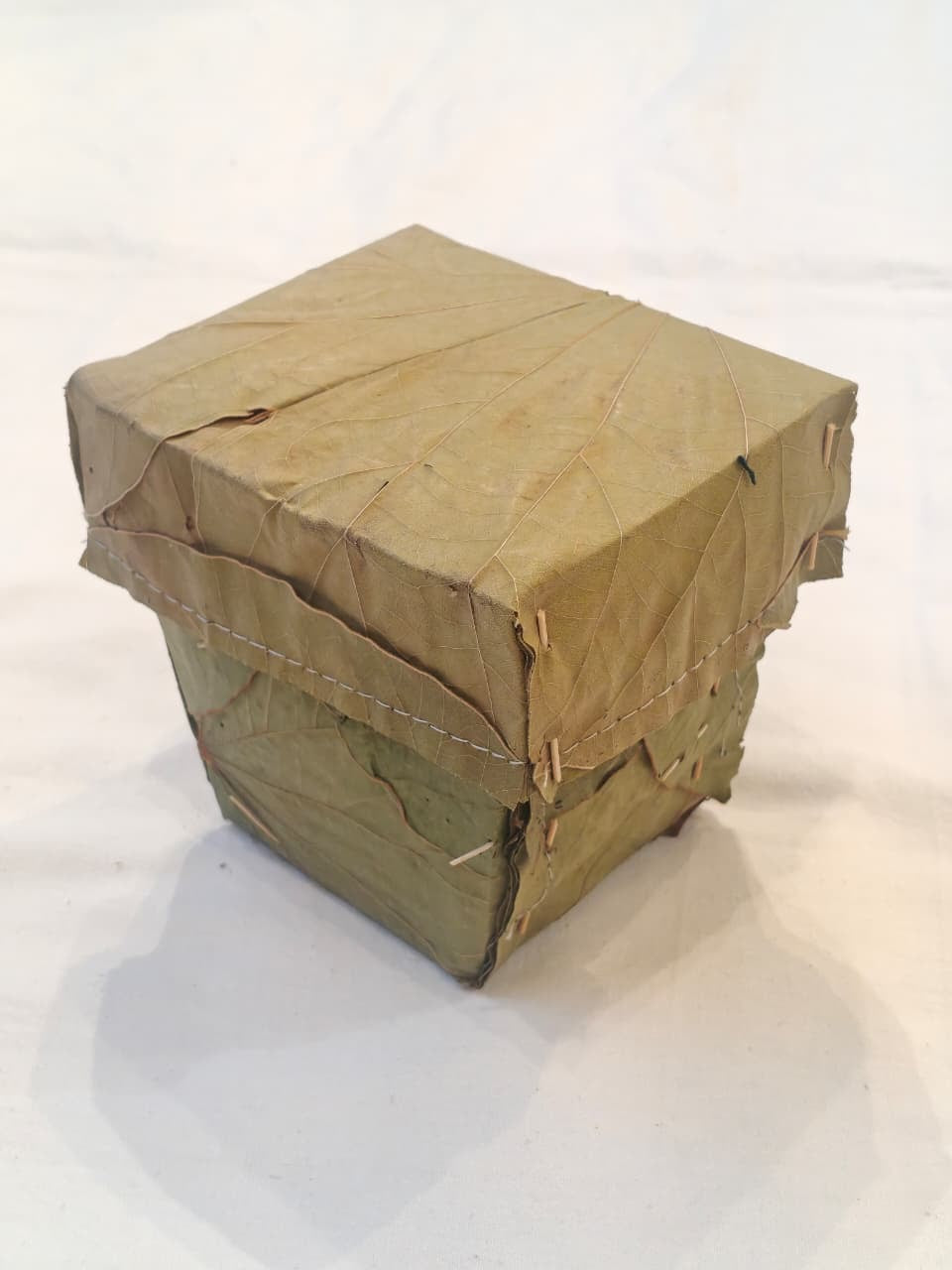 Sweet / gift box - Vistaraku / Sal leaf unique, eco friendly boxes with lids