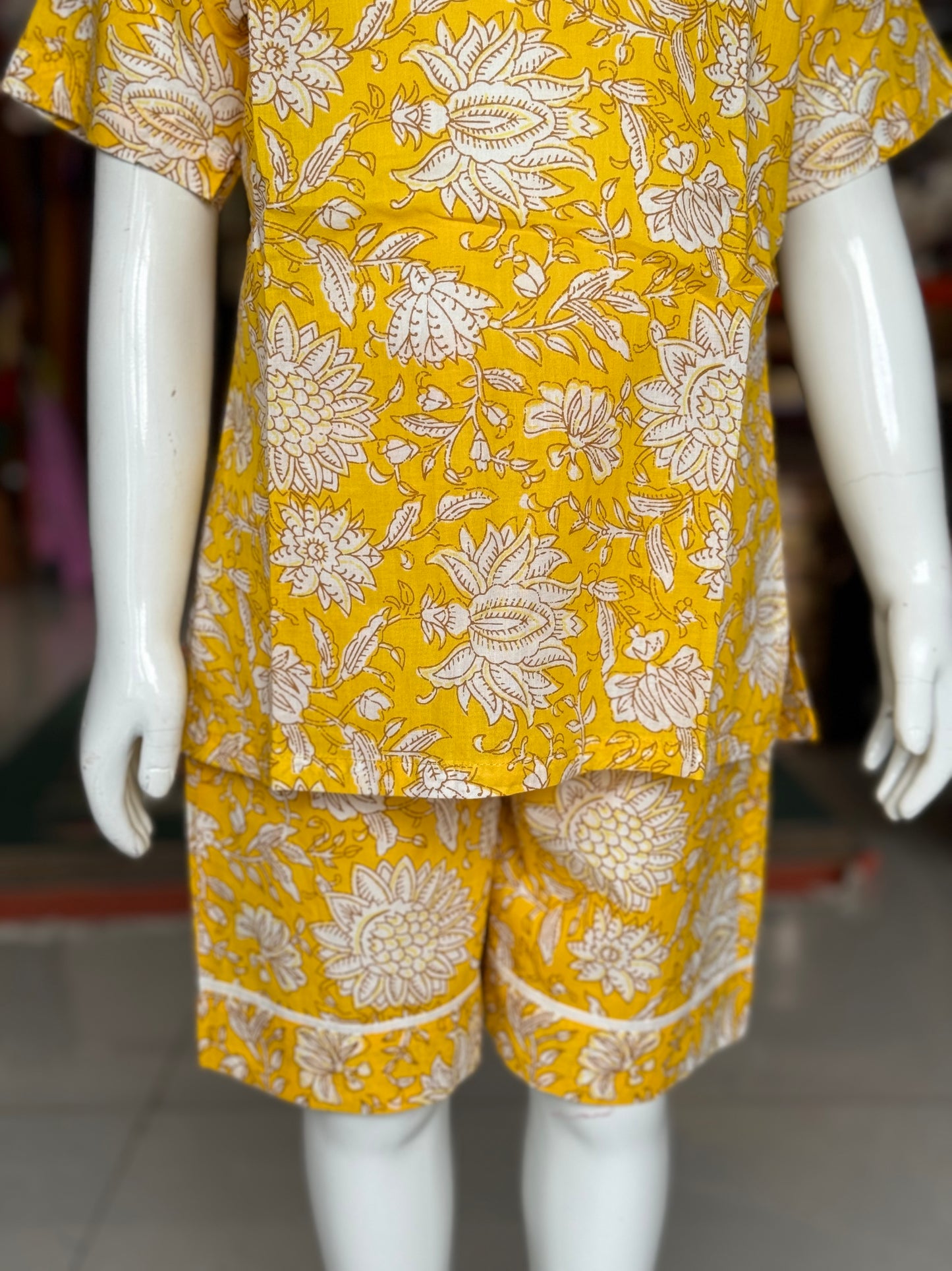 Yellow floral cotton top and short pants set for girls