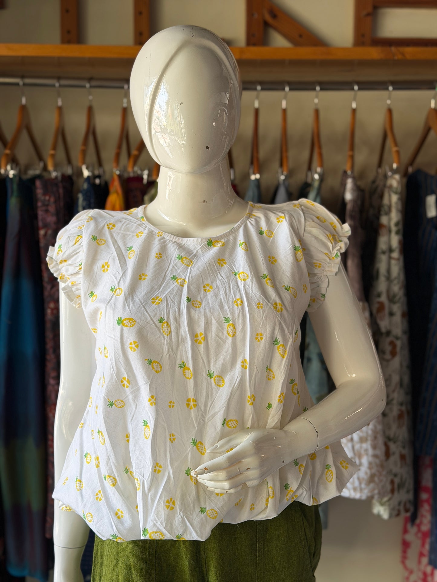 White pineapple design handblock printed balloon cotton top