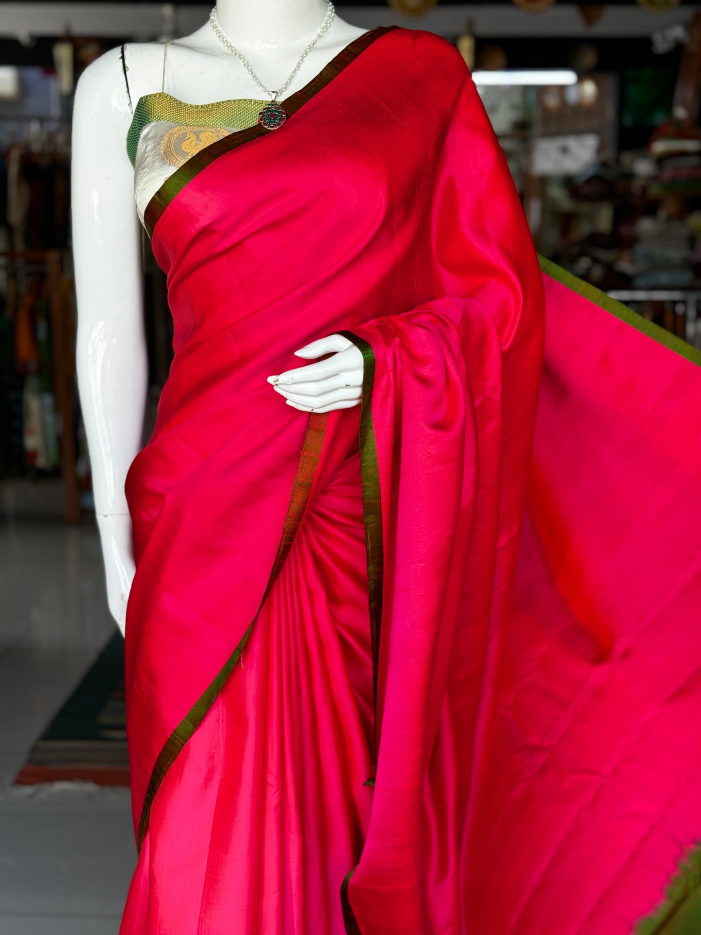 Pink and orange dual tone pure silk twill weave handwoven plain saree with contrast green pallu and border