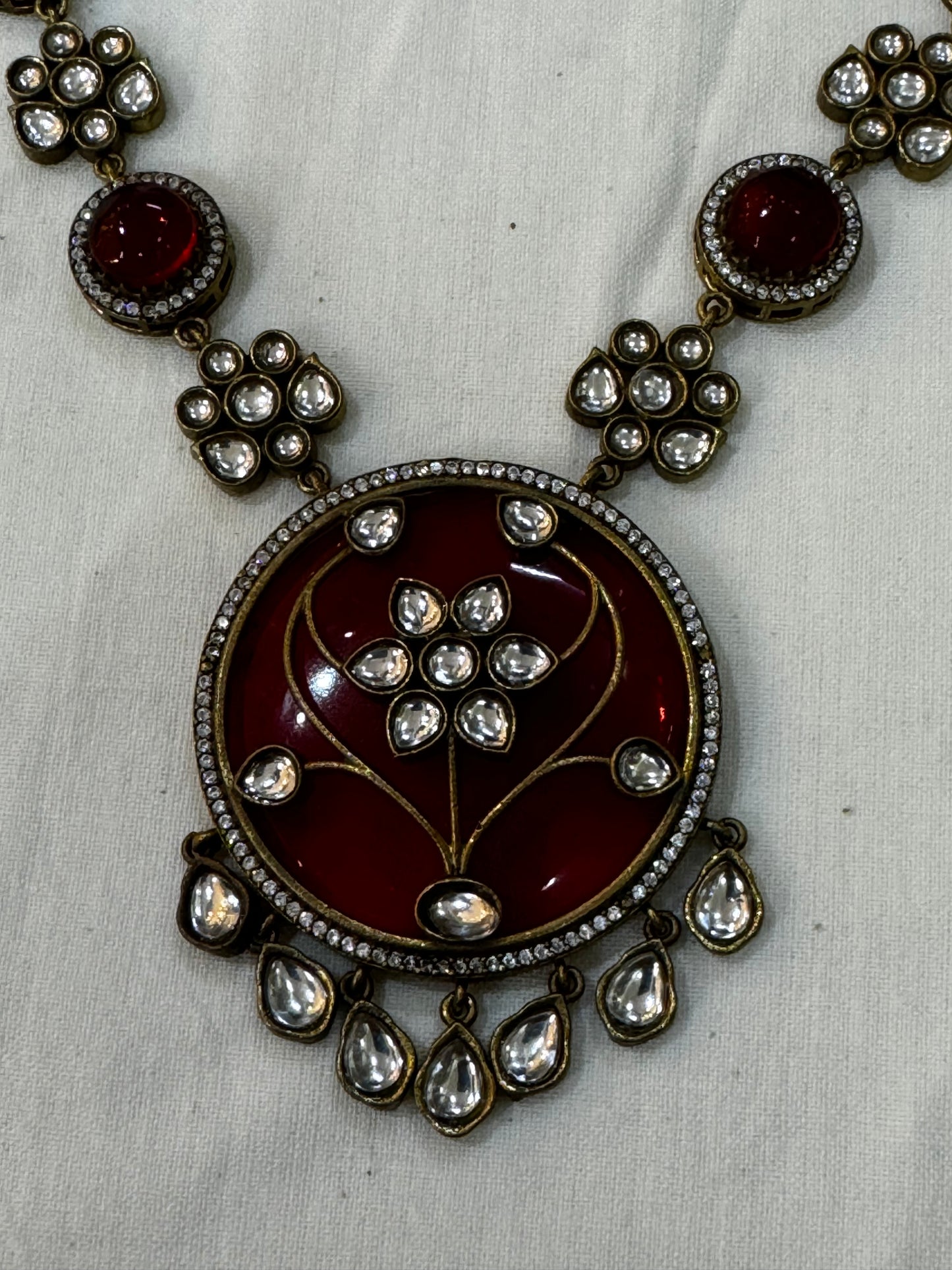 Red moissanite polki with pachi work heavy look neckpiece earrings set