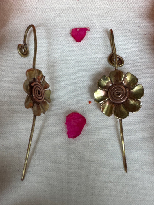 Flower design ear clip ons - Brass and copper