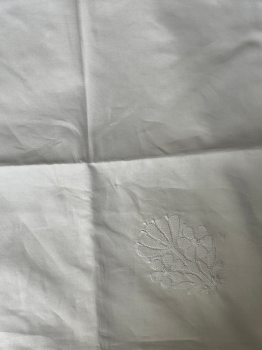 Chikankari hand embroidered cotton napkins set - 6 pieces