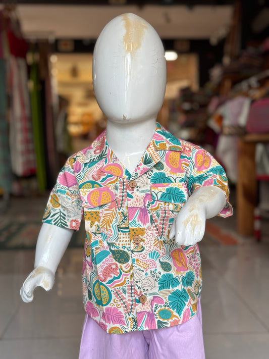 Colorful fruits and cats jungle prints on white shirt for children