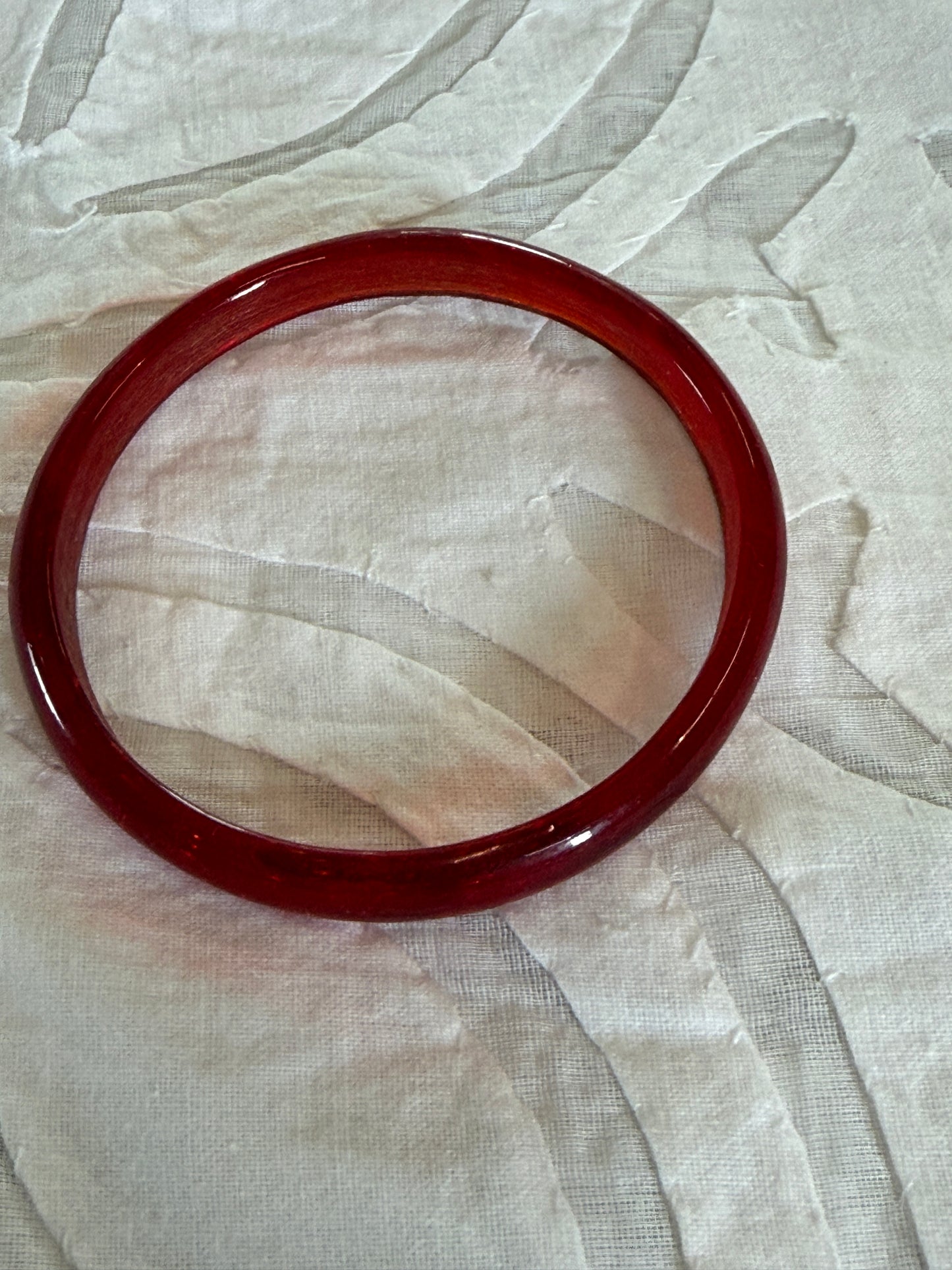 Plain glass handcrafted bangle - single