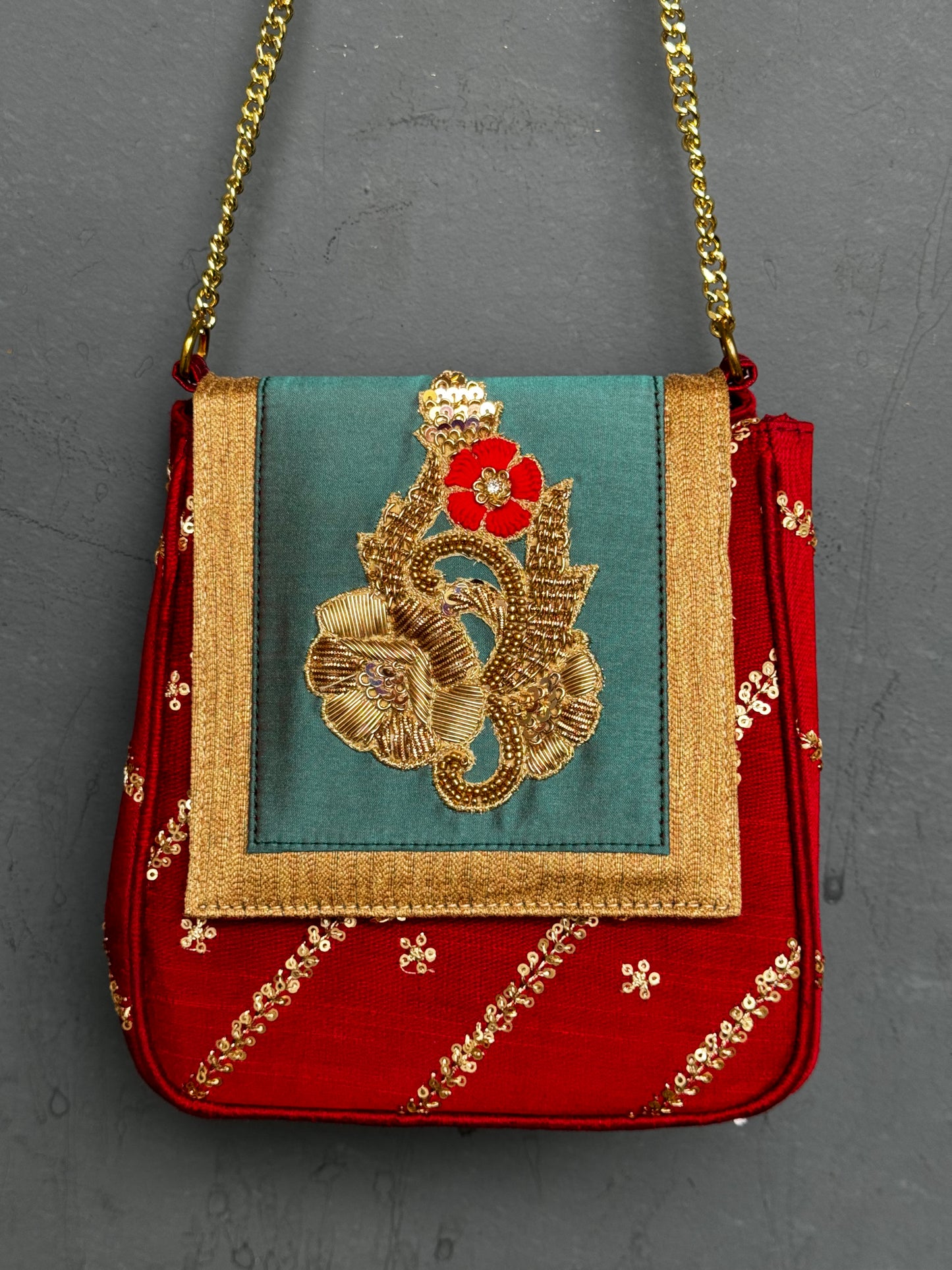 Silk embroidered party bag with chain