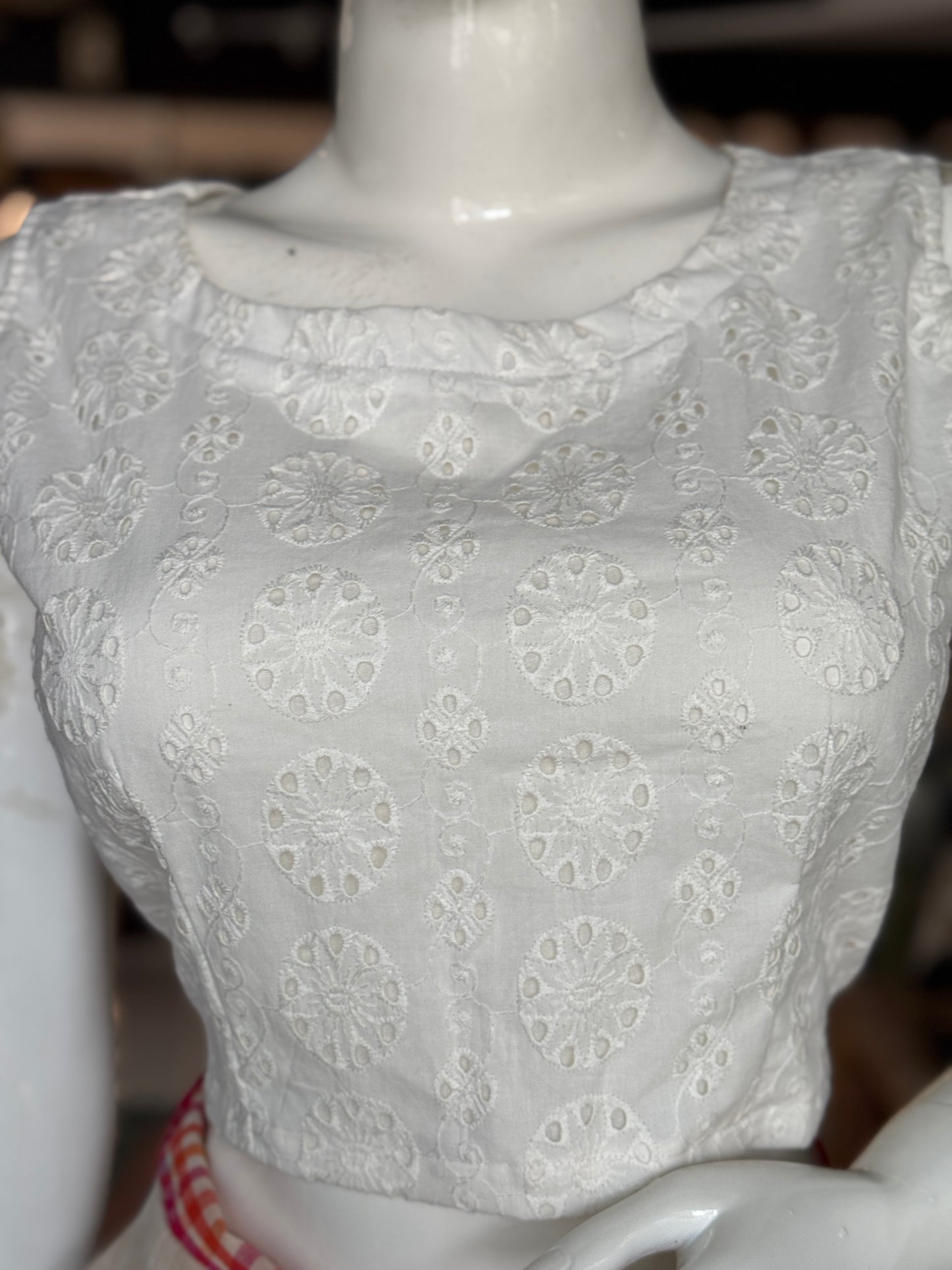 White hakoba cotton sleeveless blouse, front boat neck, back v-neck