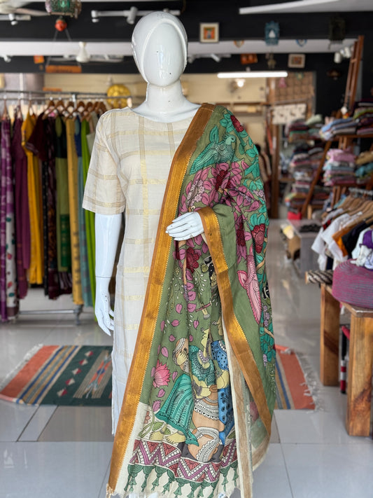 Bangalore Silk hand painted floral pen Kalamkari dupatta