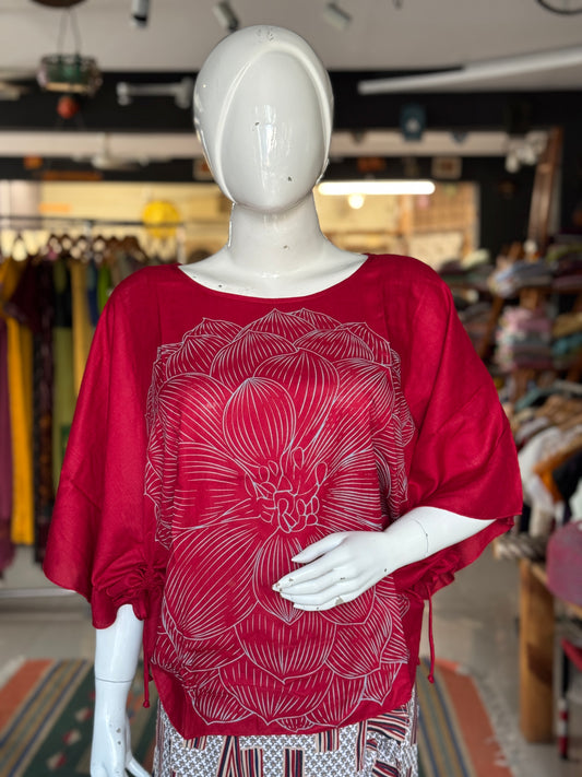 Red dhalia flower hand printed free sized top with side pulls