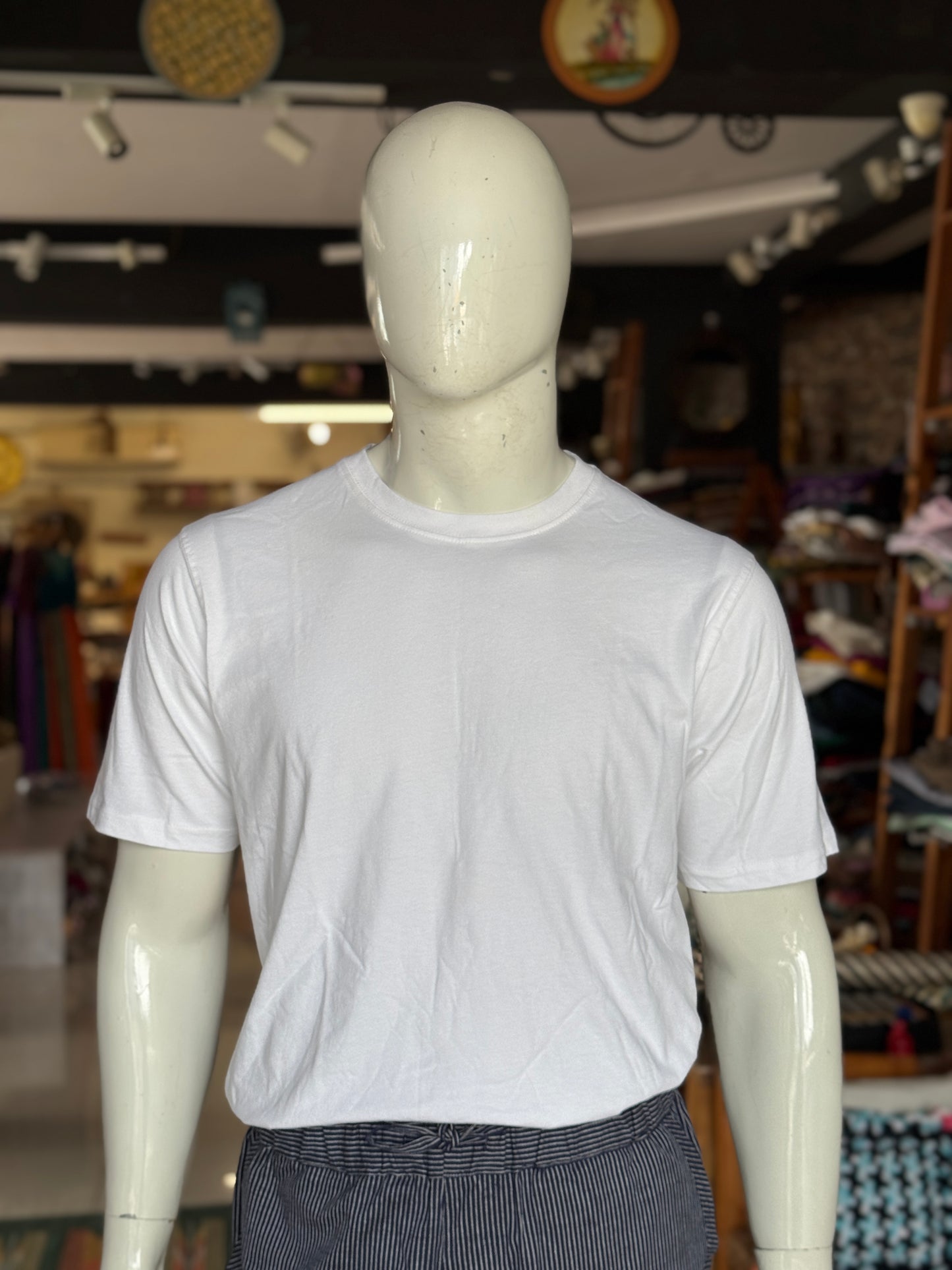 White plain cotton tshirt - unisex