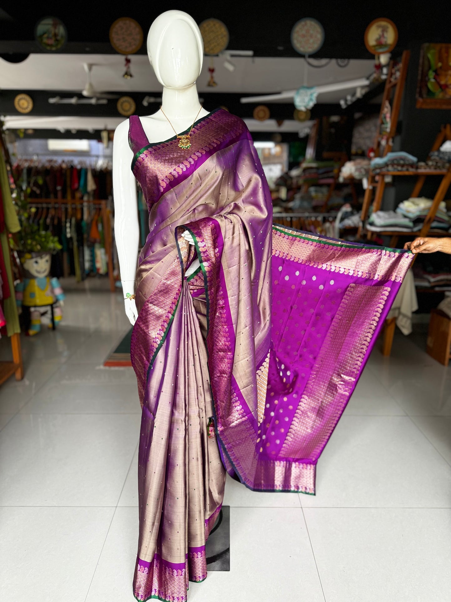 Purple and gold dual tone pure silk twill weave handwoven Gadwal saree with green selvedge