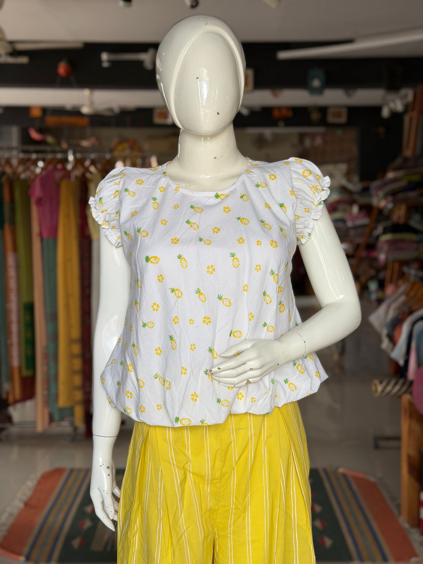 White pineapple design handblock printed balloon cotton top