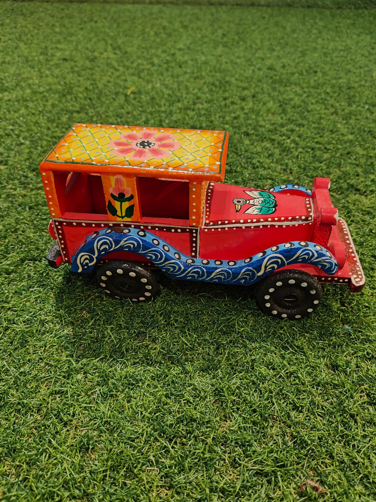Jeep - Hand painted wooden decorative