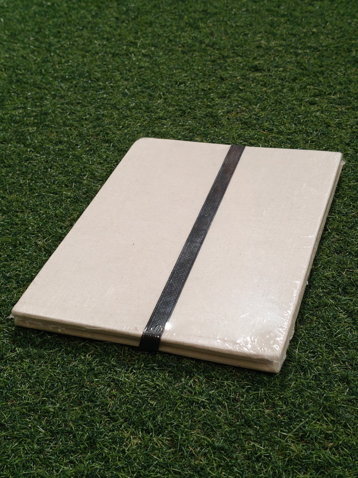 Leporello with 200 gsm hand made paper - 8 folds