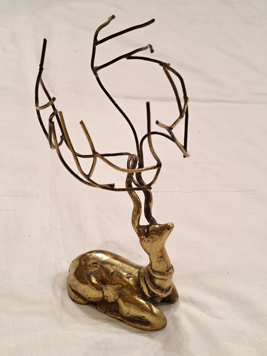 Sitting Reindeer brass decor