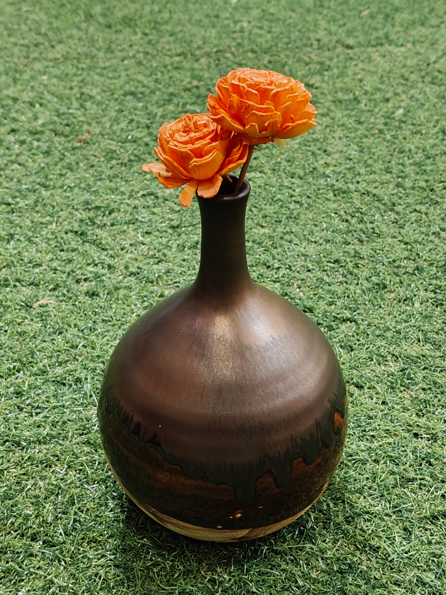 Ceramic white and brown handcrafted flower vase