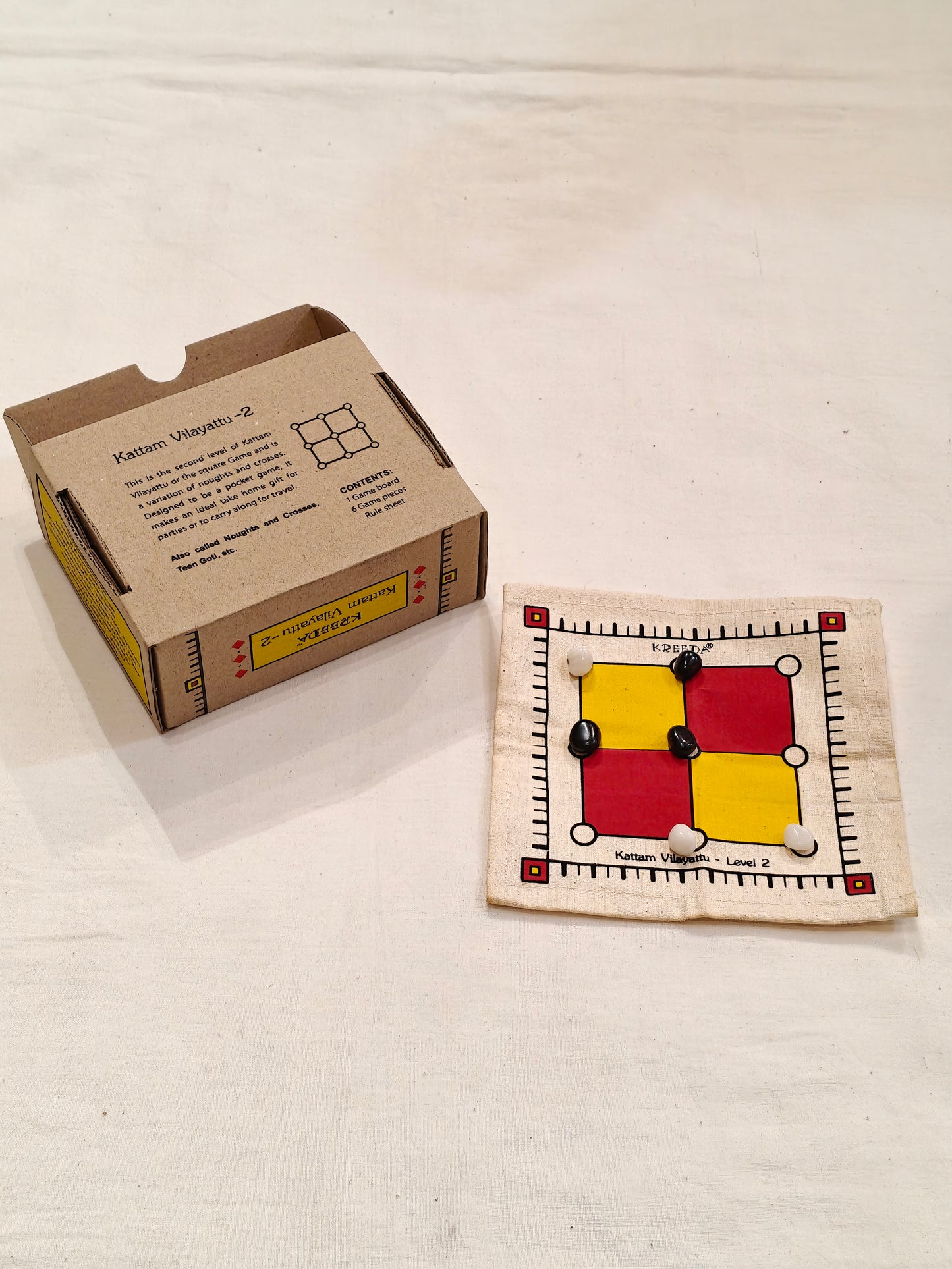 Kattam Vilayattu / Teen Goti / Noughts and Crosses / The Square Game - On fabric base