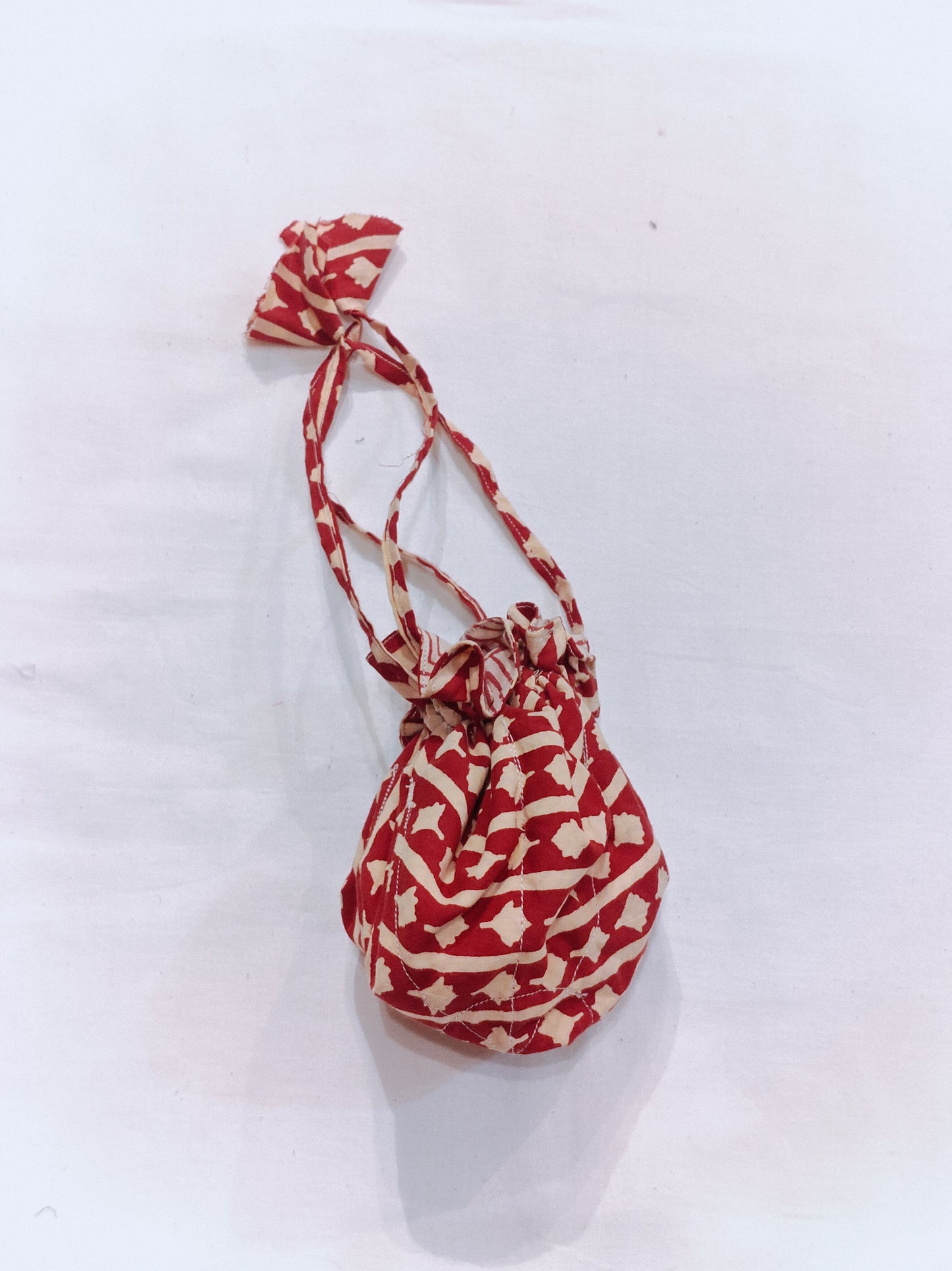 Travel jewelry pouch for storage - 8 compartments inside - made of upcycled cotton hand block printed fabric