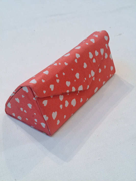 Prism shaped pink with hearts spectacles case